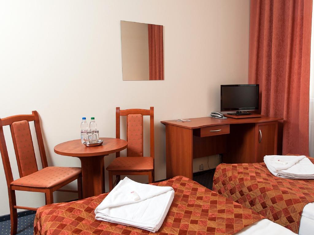 Hotel Arkadia Legnica Bilik gambar
